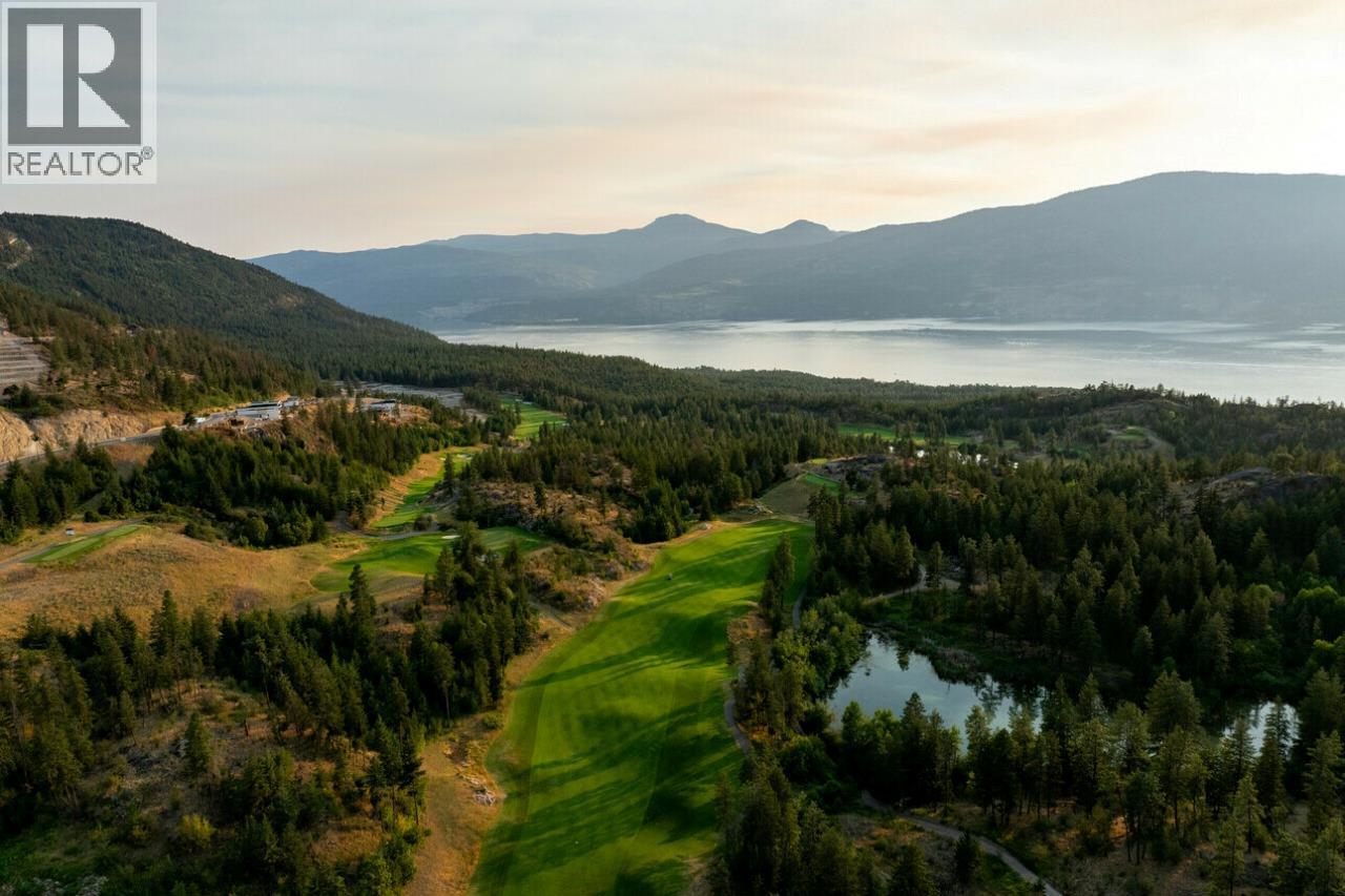  718 Outlook Point, Vernon