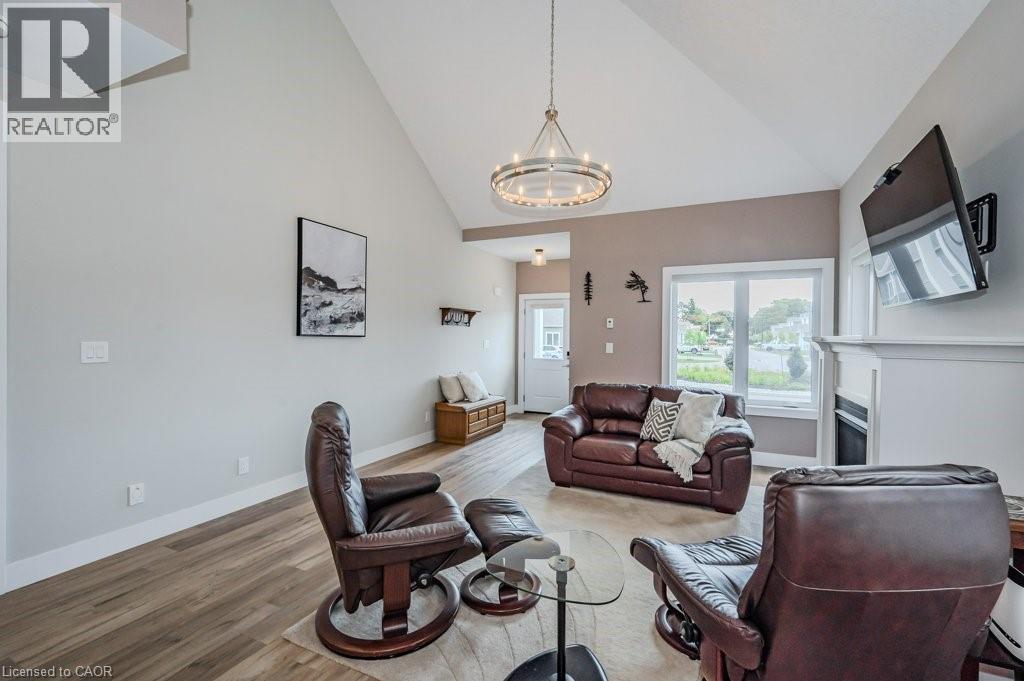 744 NELSON Street W Unit# 18, Port Dover — photo 8