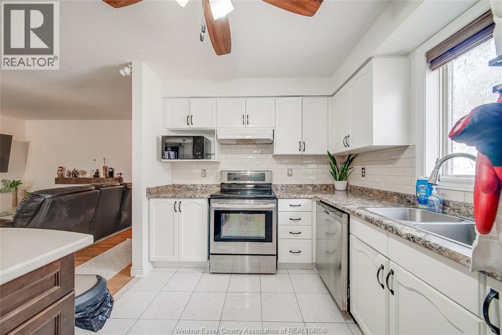 1565 HEATHERGLEN - 12