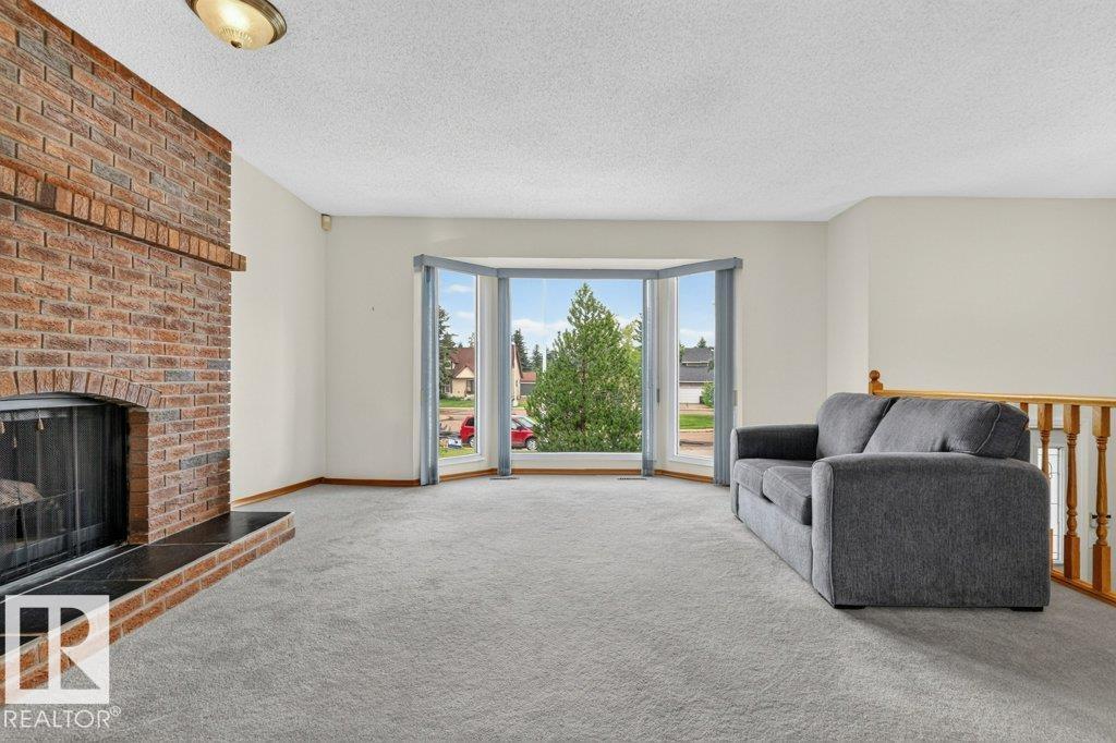10423 33 AV NW - Image 8