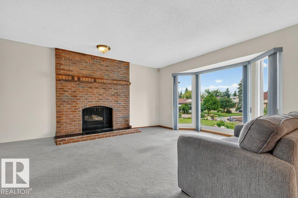 10423 33 AV NW - Image 7
