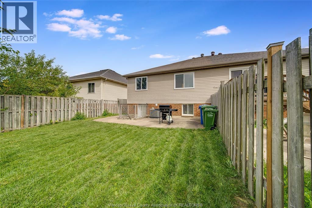 1565 HEATHERGLEN - 26
