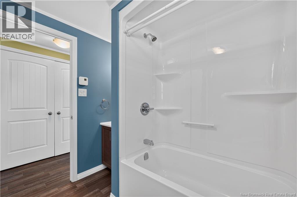 8 Spring Drive - Image 13