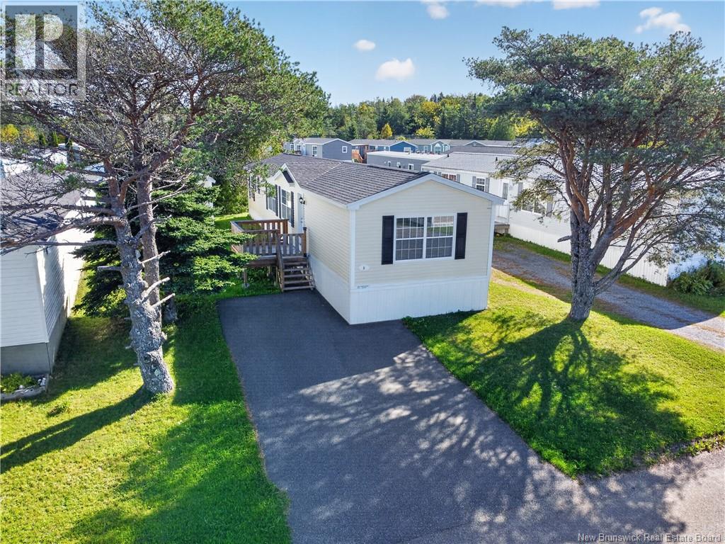 8 Spring Drive - Image 24