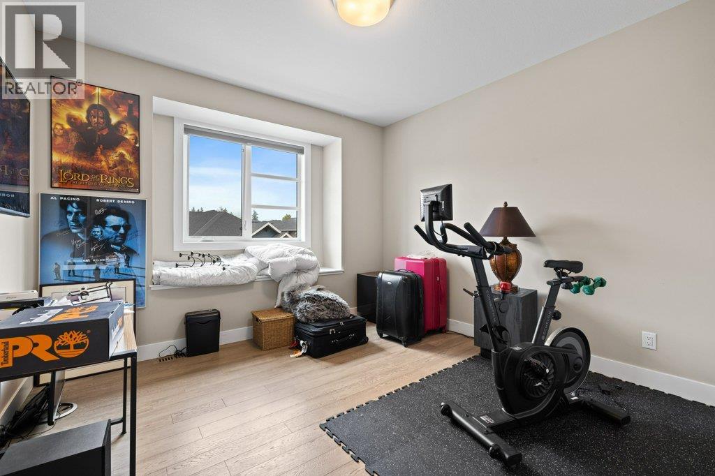288 Upper Canyon Drive N, Kelowna