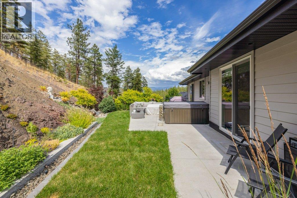 288 Upper Canyon Drive N, Kelowna