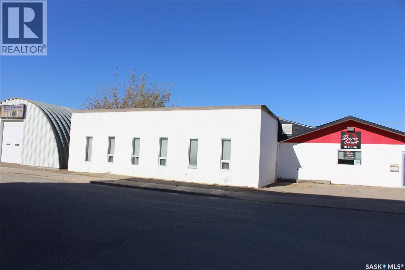 Property for lease at 444 River STREET W