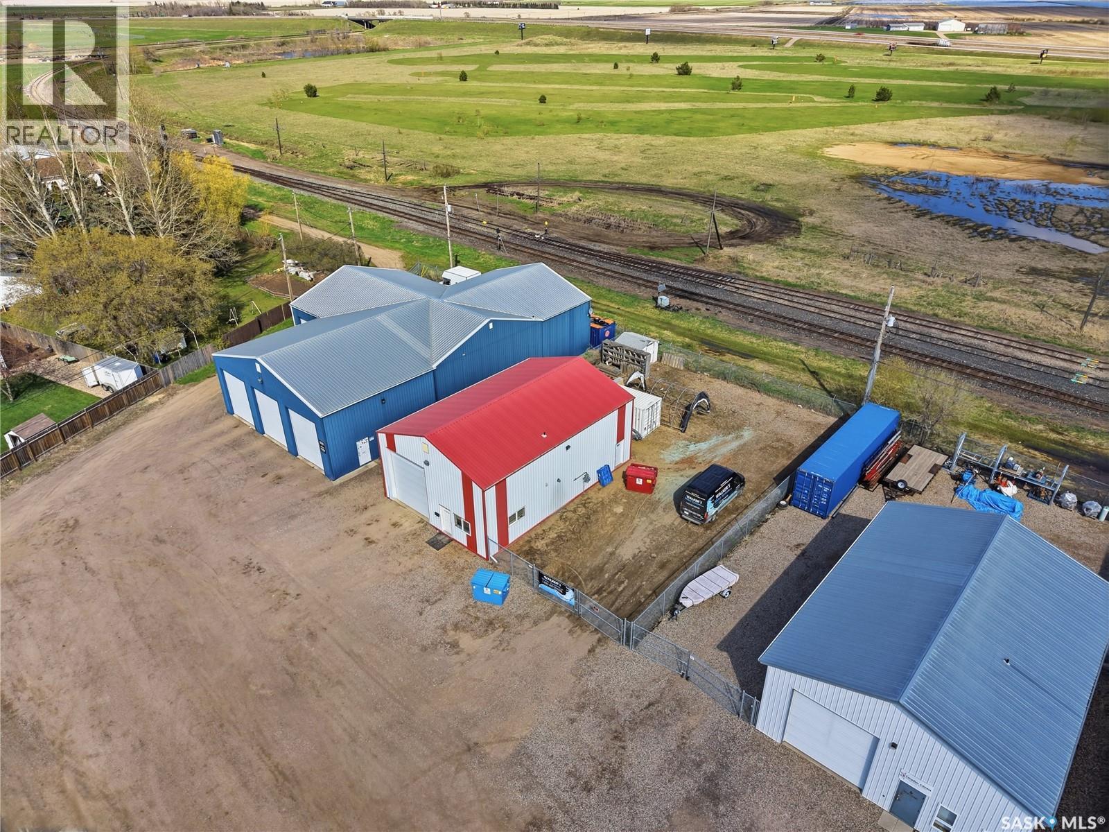 4 Hamilton AVENUE, Warman — photo 2
