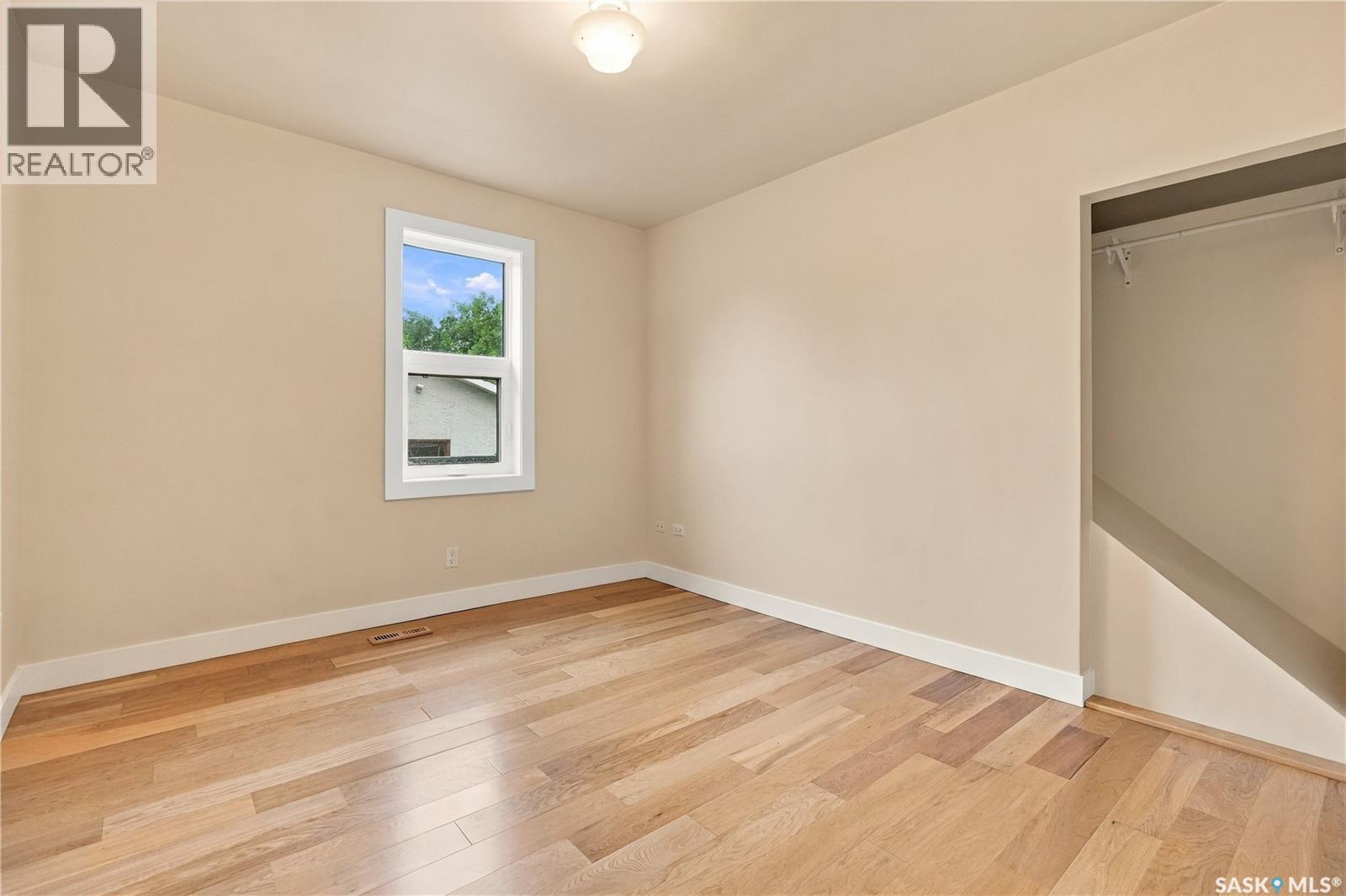 3231 Robinson STREET - Image 17