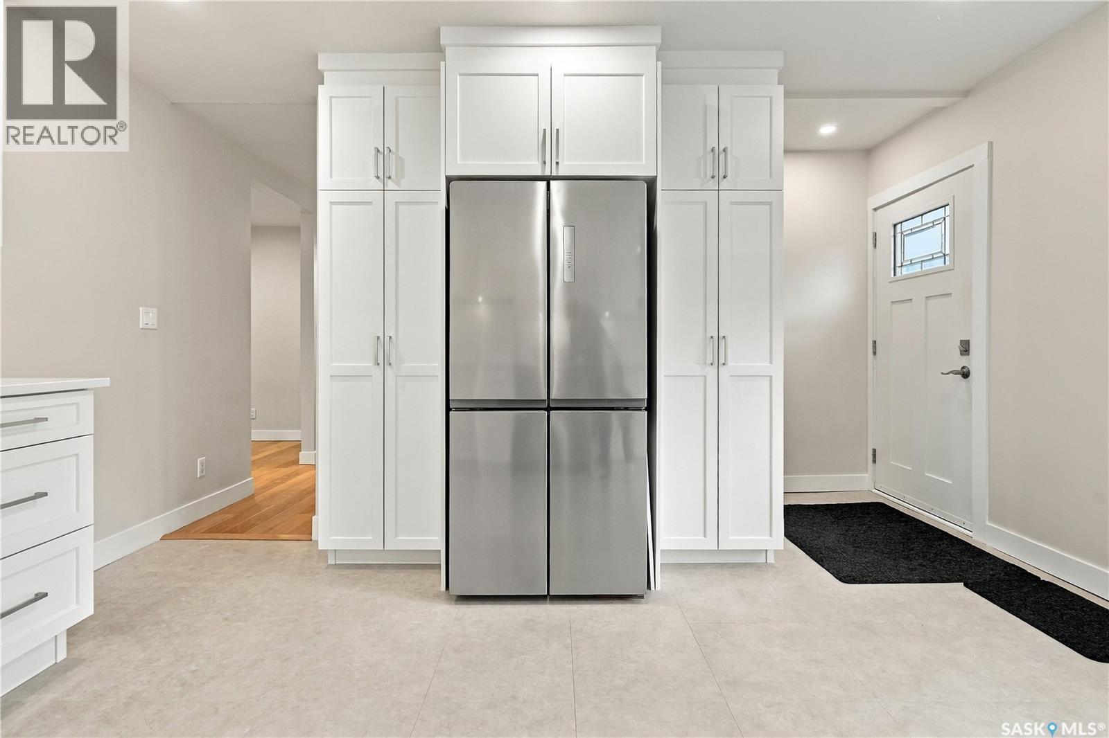 3231 Robinson STREET - 24