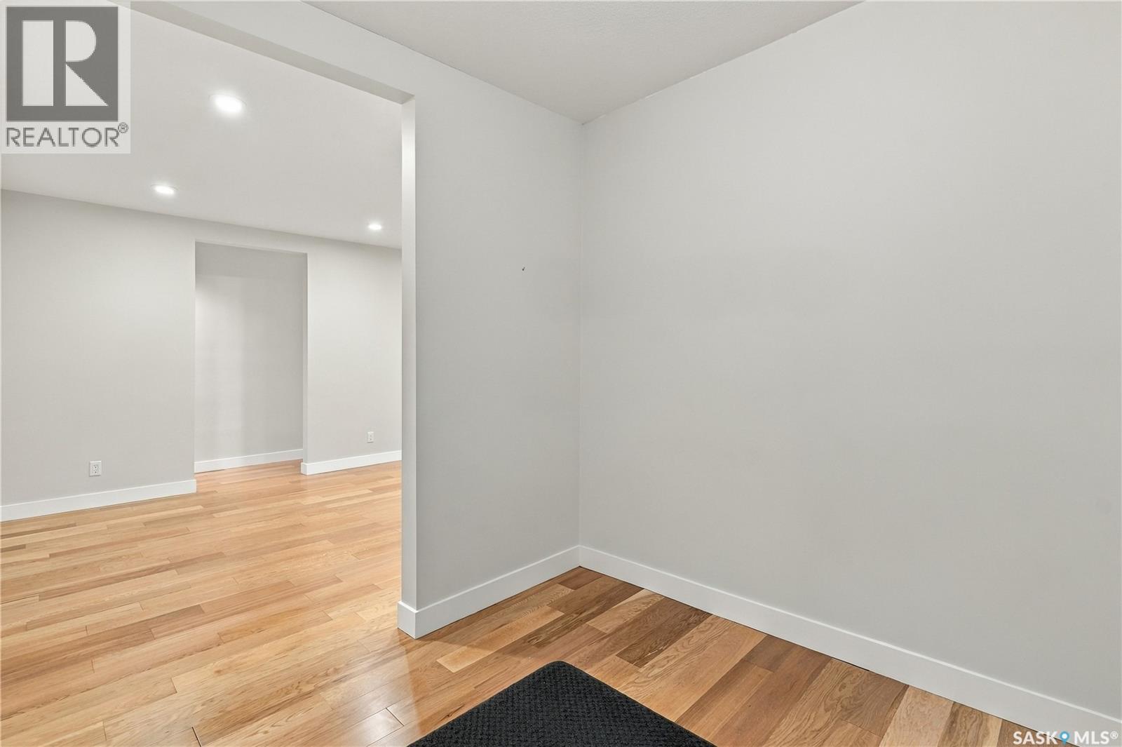 3231 Robinson STREET, Regina — photo 4