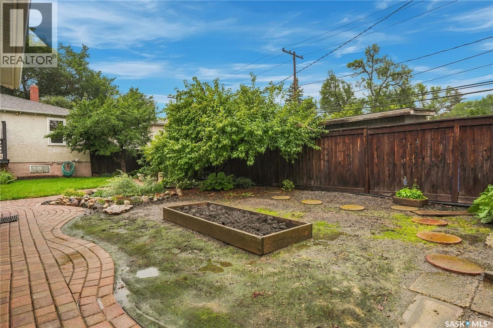 3231 Robinson STREET - 41