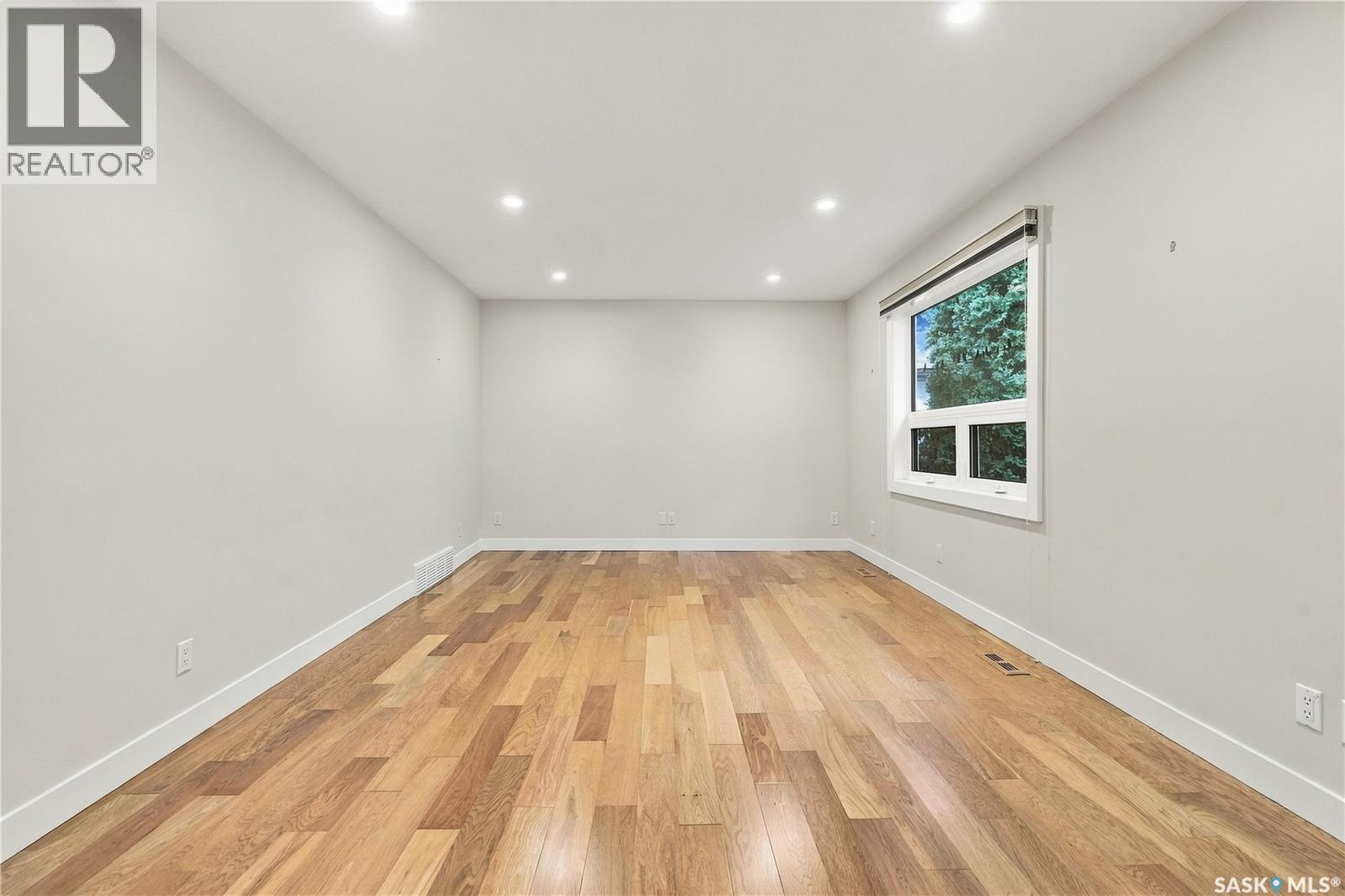3231 Robinson STREET - 7