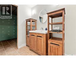 3231 Robinson Street, Regina, SK S4S1V8 Photo 32
