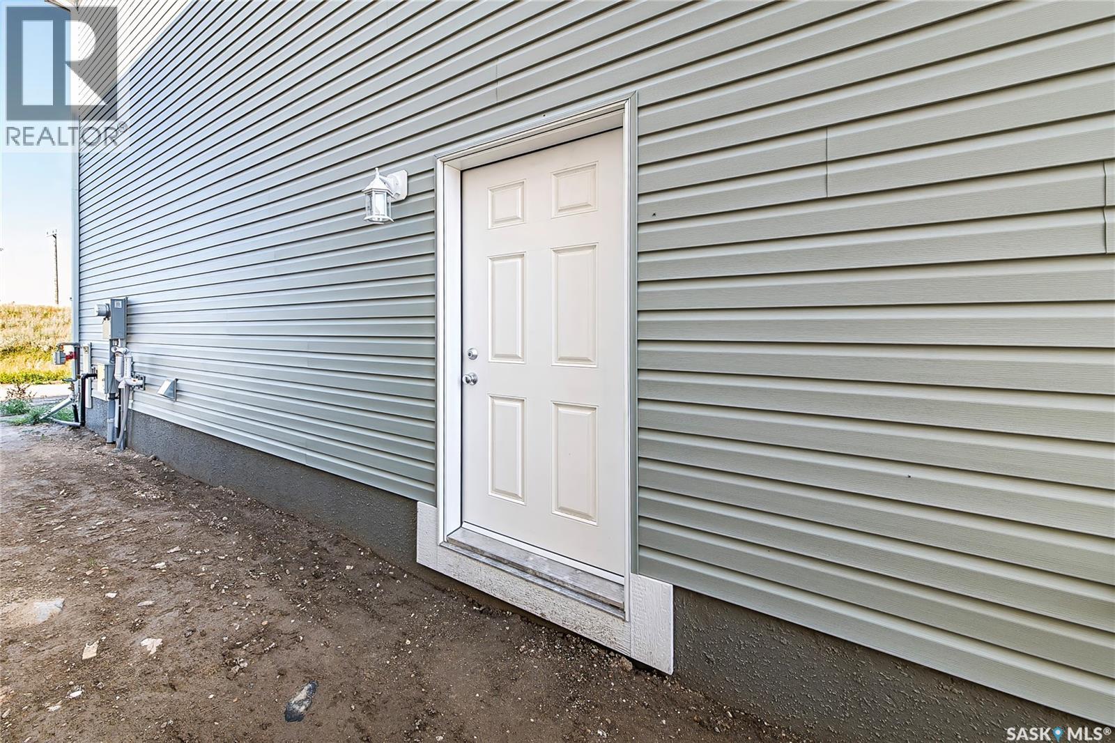 563 Traeger MANOR - 35