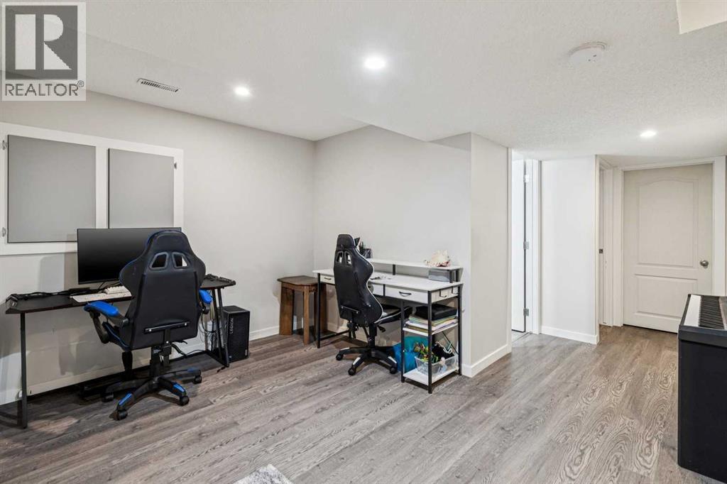 524 Cranston Drive SE - Image 24