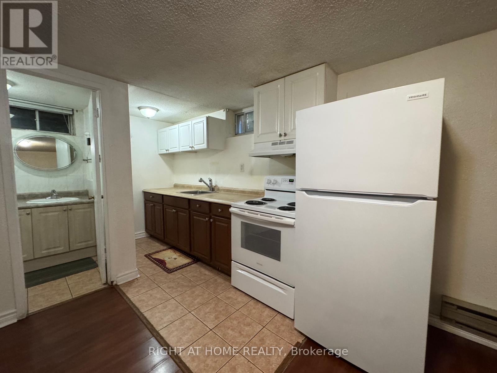 BASEMENT - 45 ROCKPORT CRESCENT, Richmond Hill (Crosby) — photo 3