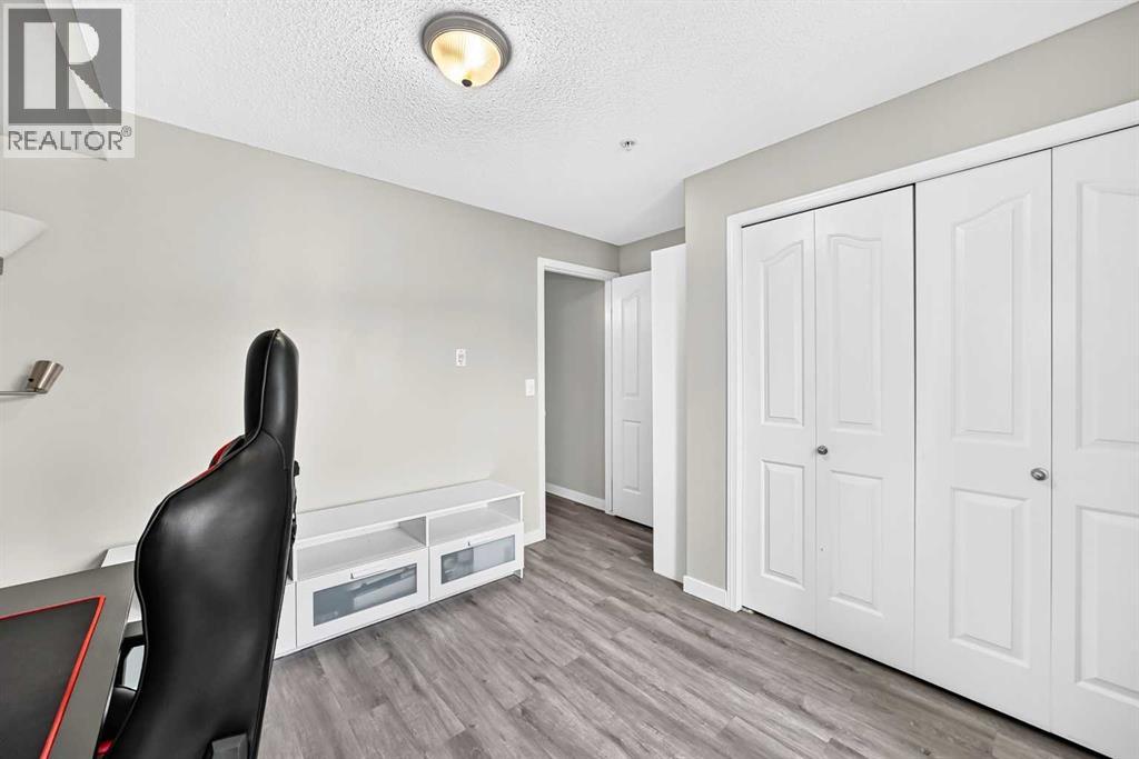 #7205 304 Mackenzie Way SW - 30