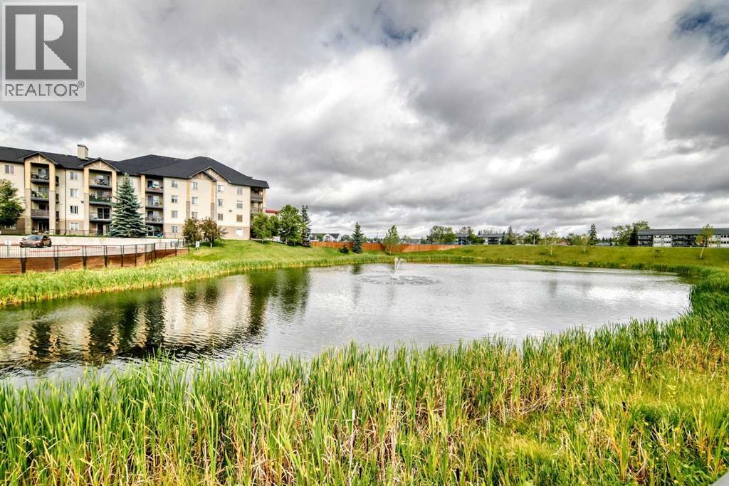 #7205 304 Mackenzie Way SW - 45