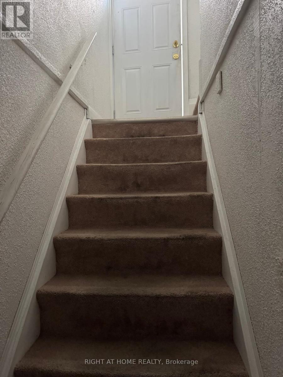 45 Rockport Crescent — photo 12