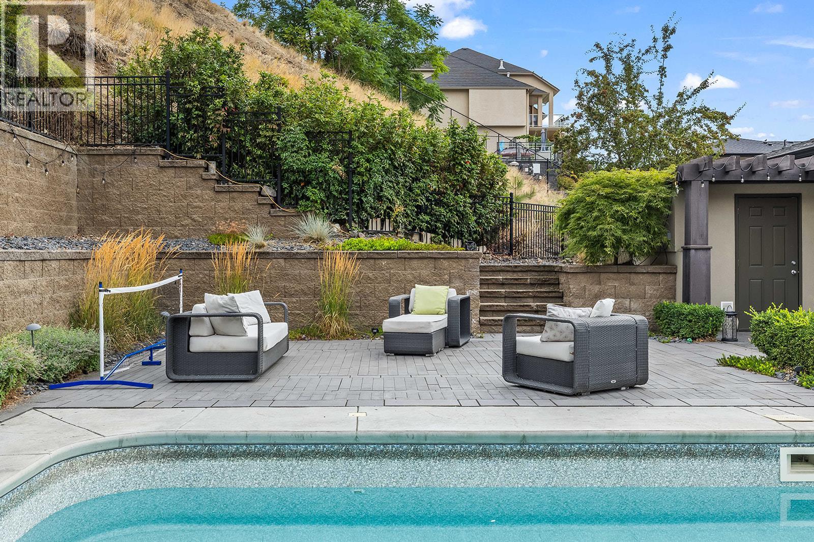 526 Caramillo Court, Kelowna