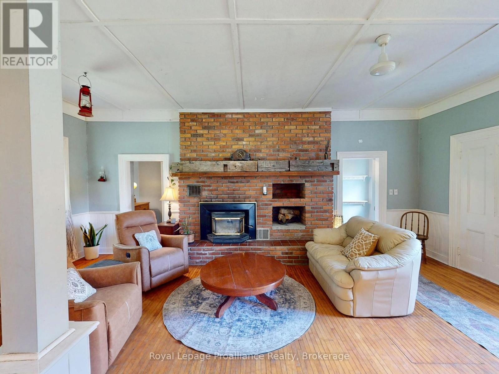 729 FOXBORO-STIRLING ROAD - Image 18