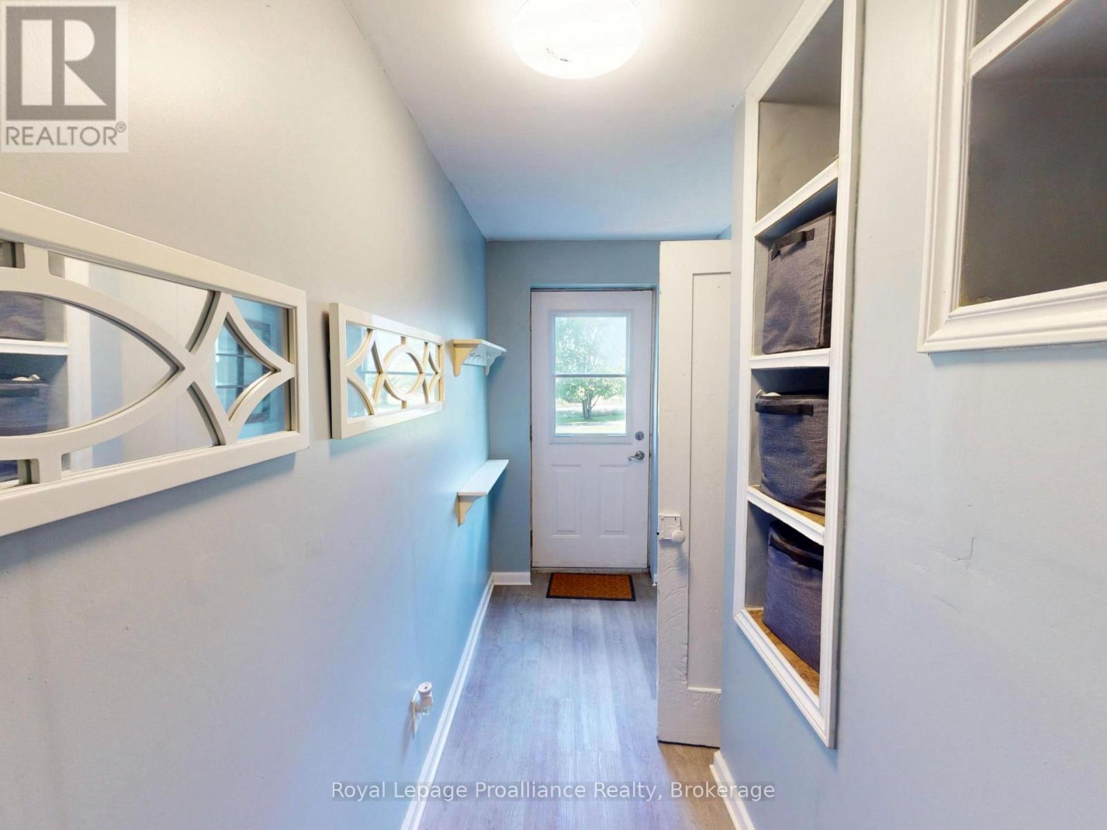 729 FOXBORO-STIRLING ROAD - Image 22
