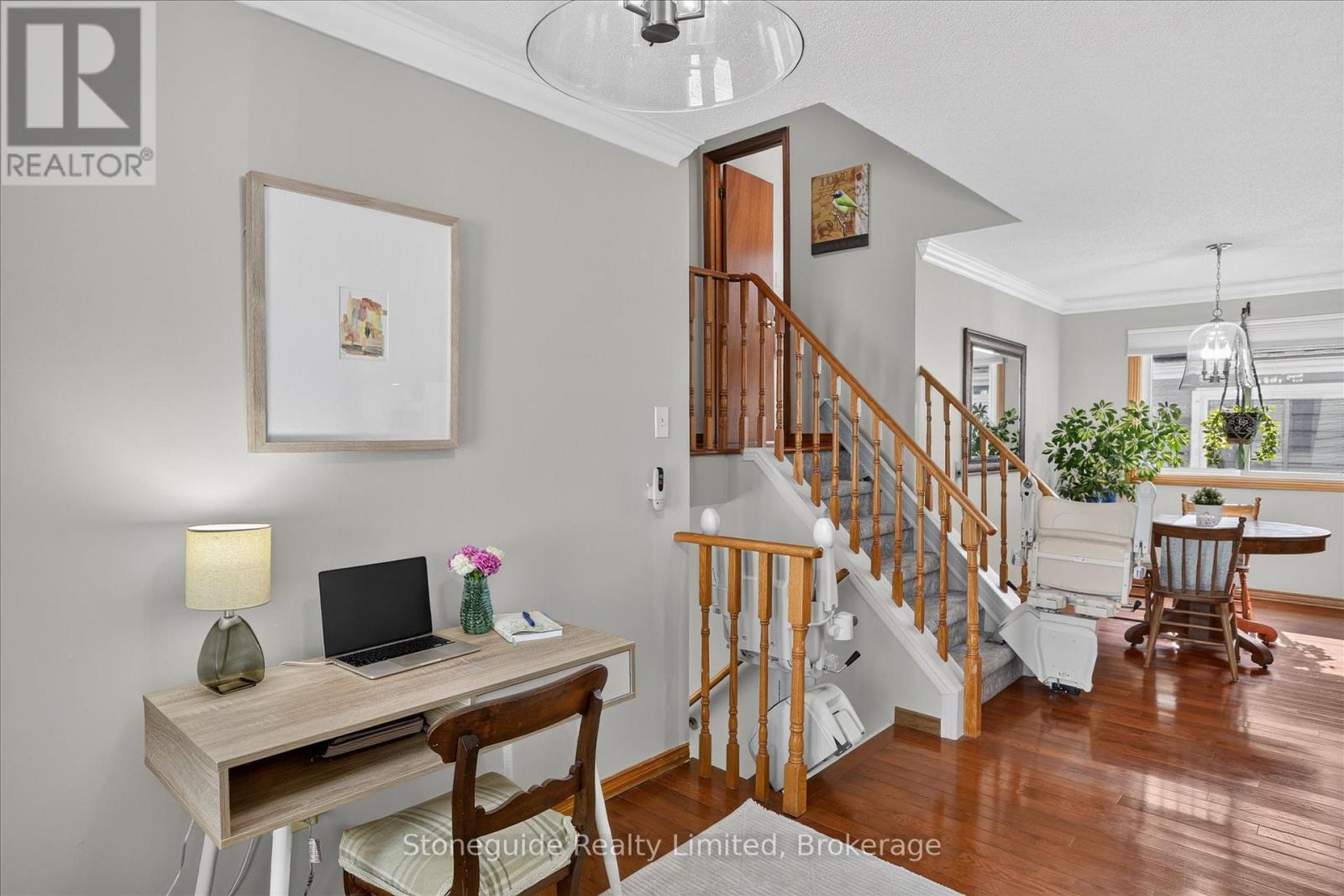 1185 HUNTINGTON CIRCLE - 11