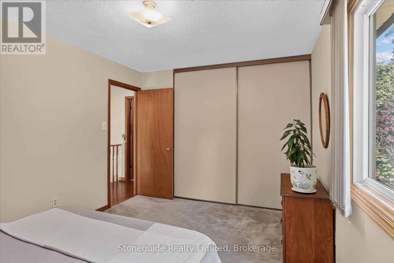 1185 HUNTINGTON CIRCLE - 16