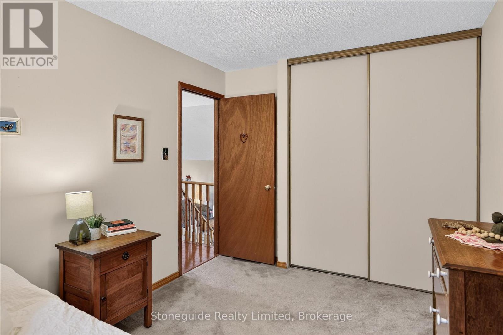 1185 HUNTINGTON CIRCLE - 18