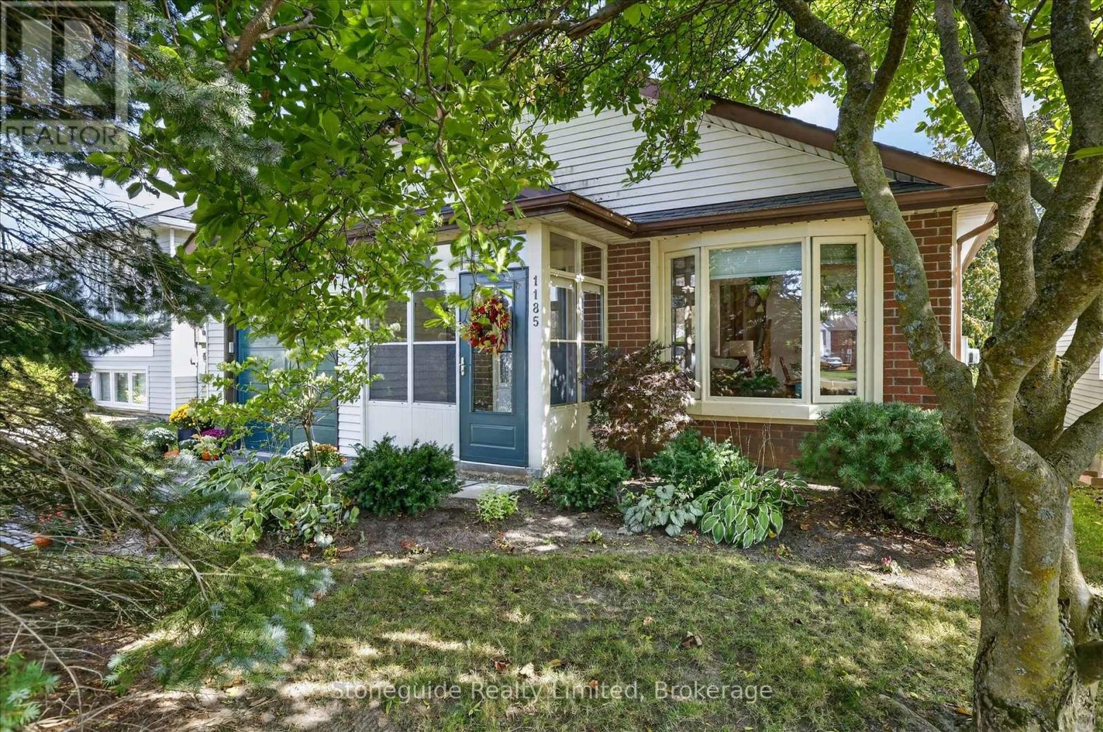 1185 HUNTINGTON CIRCLE, Peterborough (Otonabee Ward 1) — photo 2
