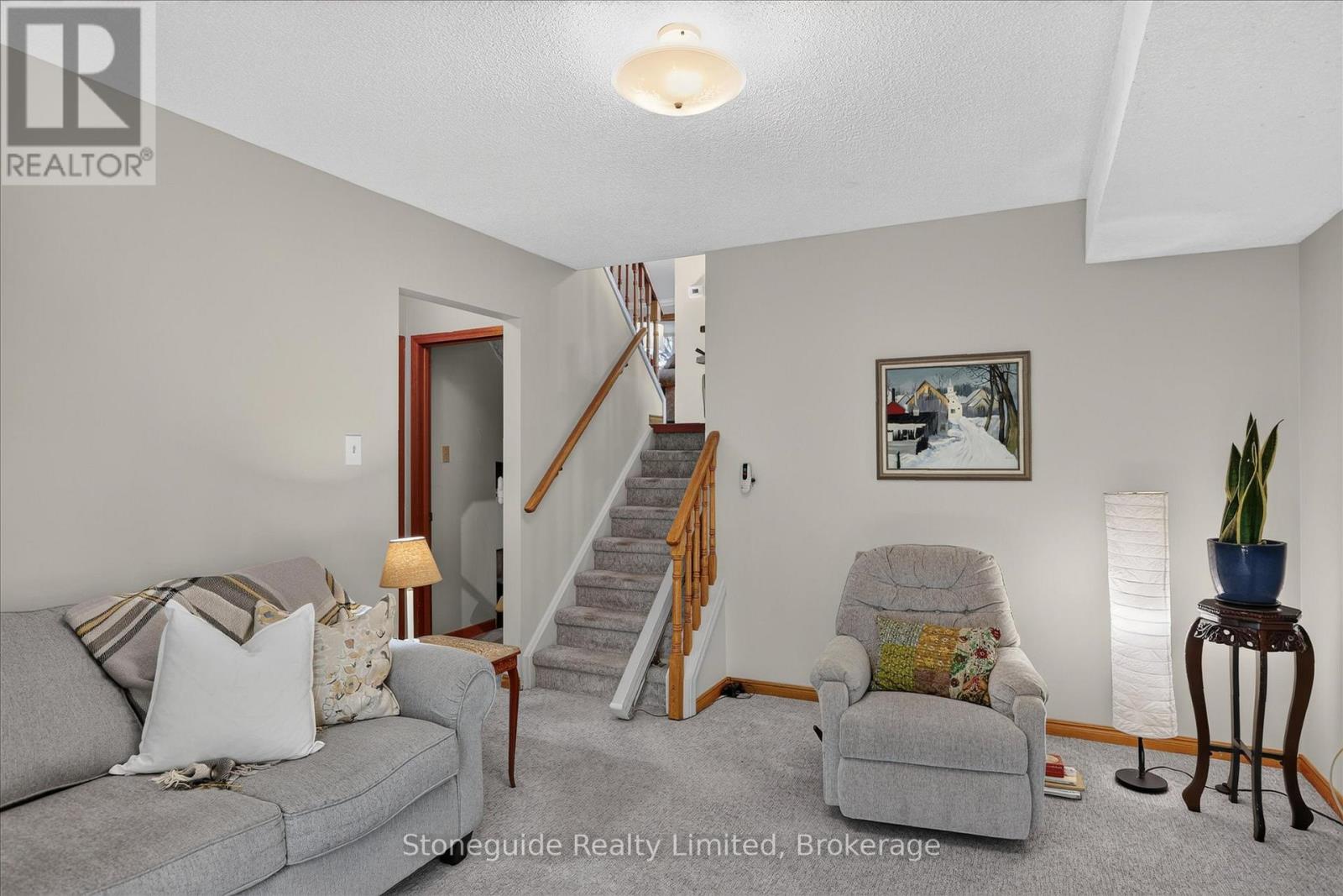 1185 HUNTINGTON CIRCLE - 21
