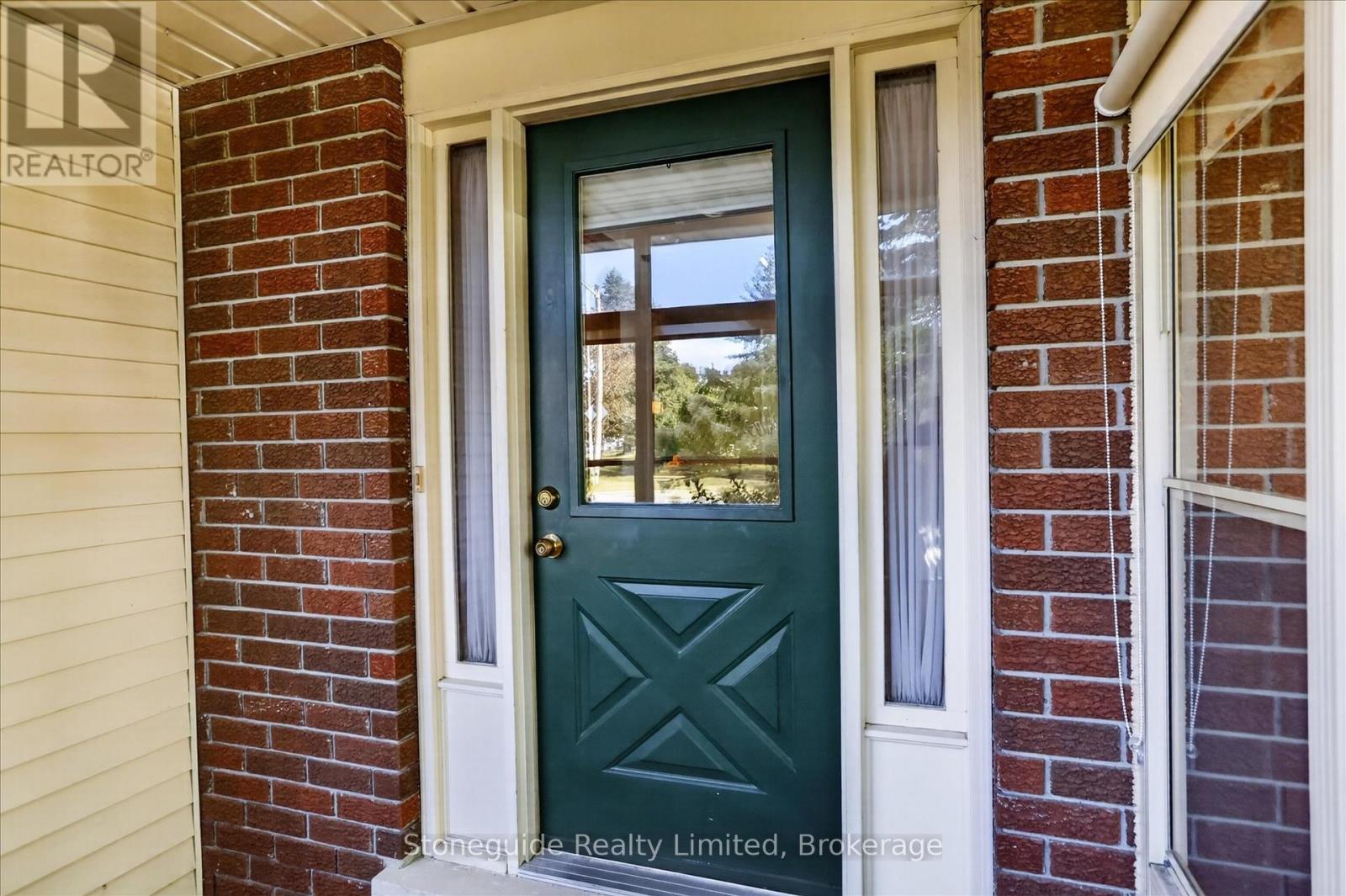 1185 HUNTINGTON CIRCLE, Peterborough (Otonabee Ward 1) — photo 4