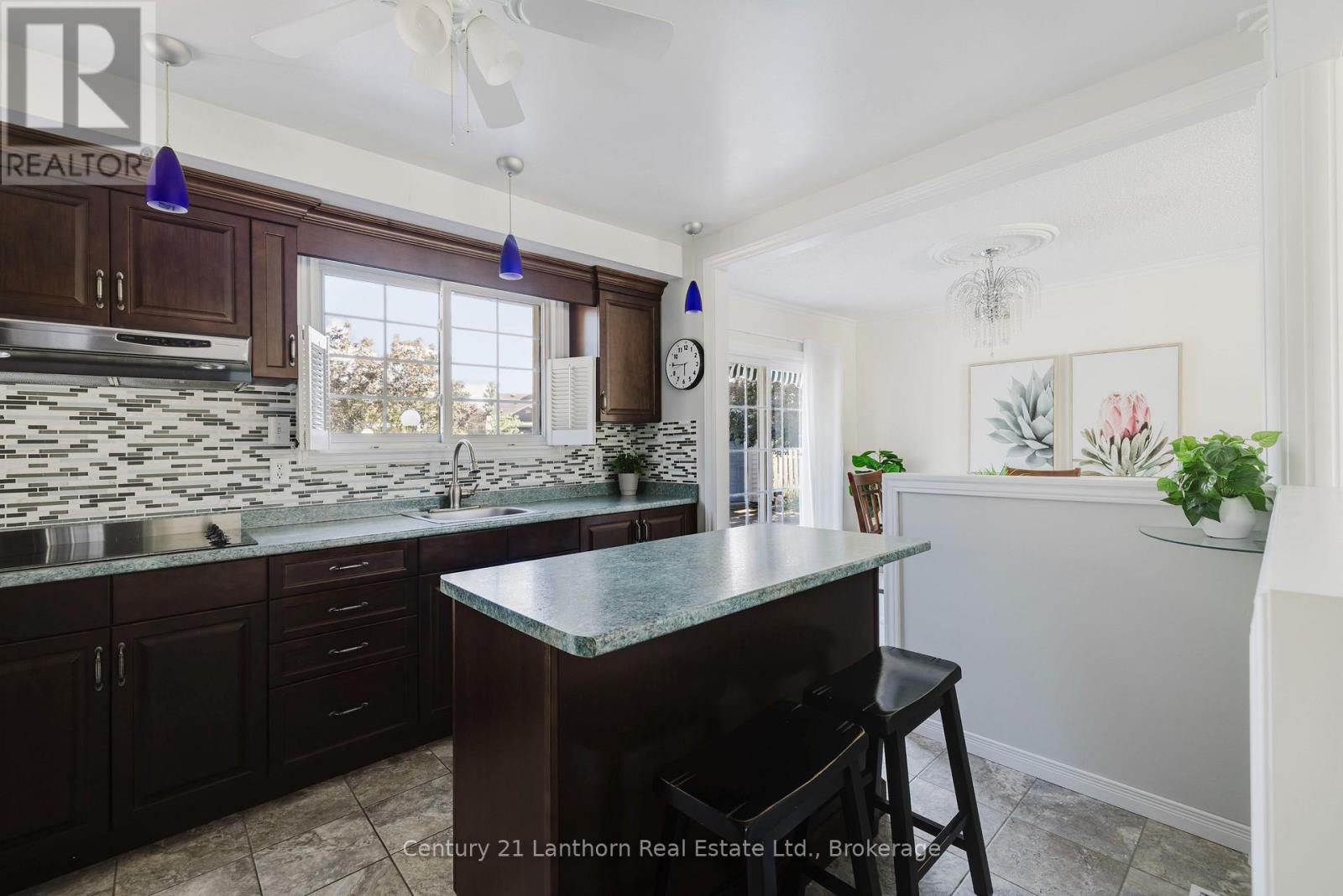 31 MARSH DRIVE - 15