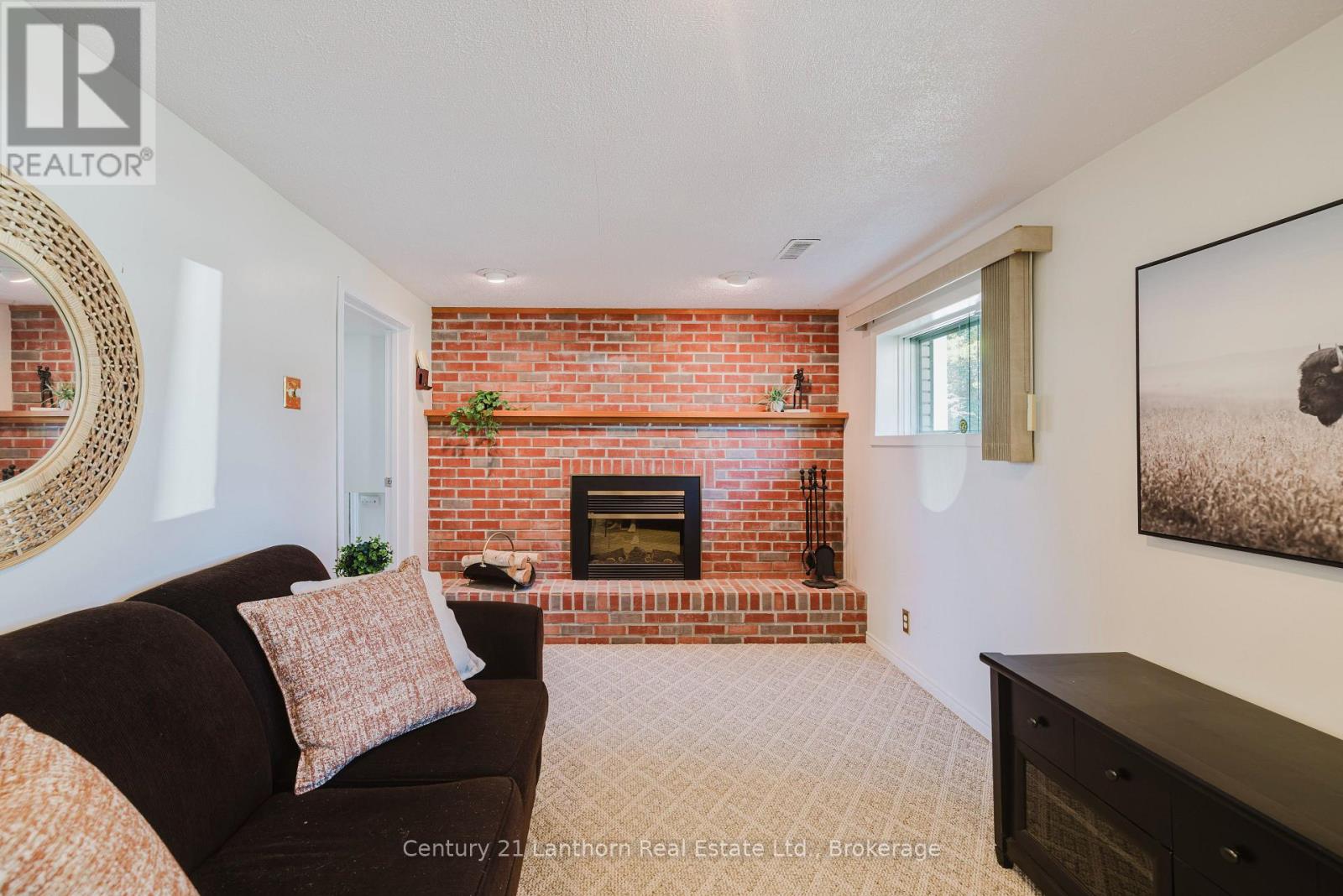 31 MARSH DRIVE - 20