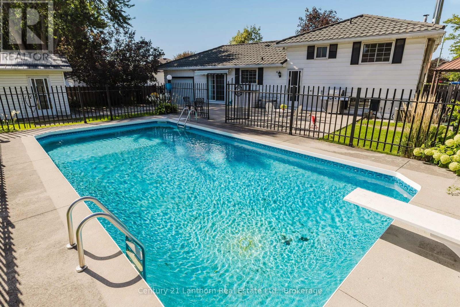 31 MARSH DRIVE - 41