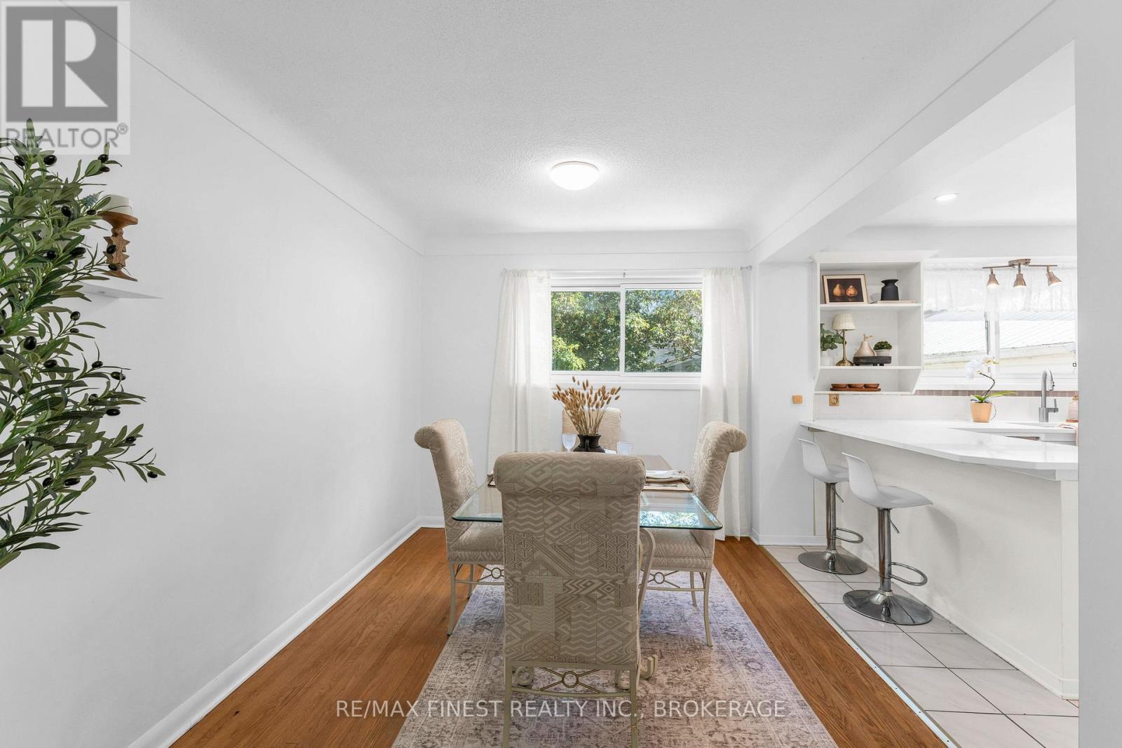 330 MEADOWCREST ROAD - Image 18
