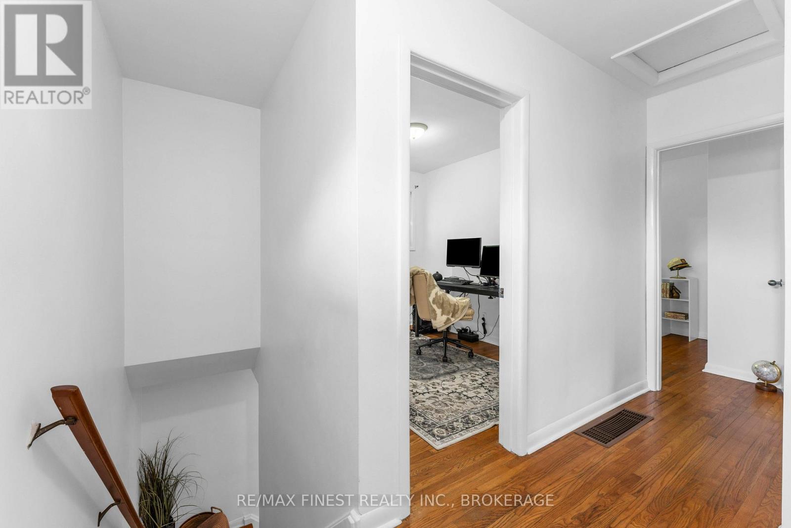 330 MEADOWCREST ROAD - Image 21