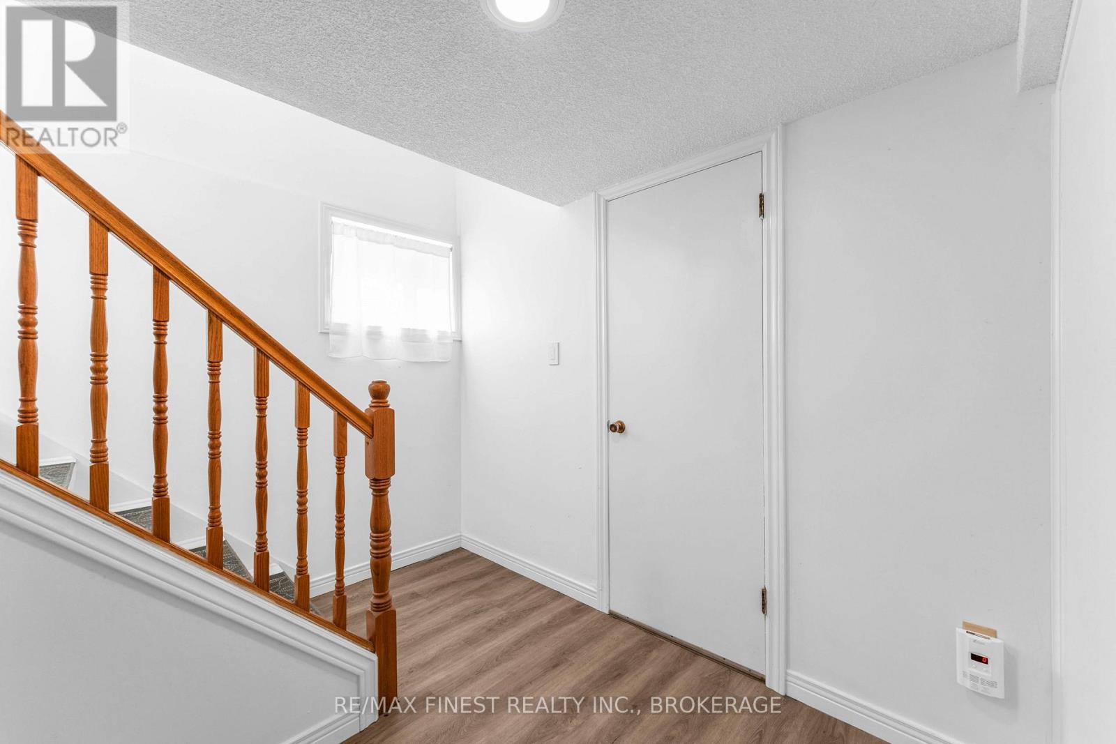 330 MEADOWCREST ROAD - Image 35