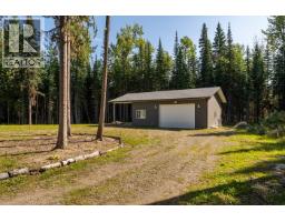 Bathroom of 14975 NUKKO LAKE ESTATES ROAD · Prince George, BC