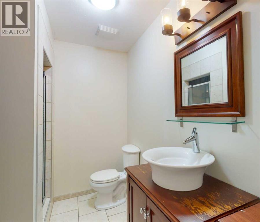 9329 63 Avenue - Image 14