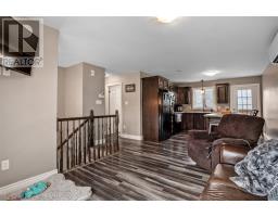 5 Chatwood Crescent thumbnail 5