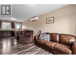 5 Chatwood Crescent thumbnail 7