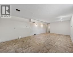 2640 Argyle Avenue, Kamloops, BC V2B4T8 Photo 20