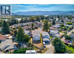 1037 Dundas Street, Kamloops, BC V2B2T1 Photo 48