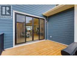 236 Bluerock Street SW - photo 40