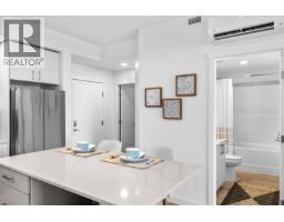 1111 Frost Road Unit# 403, Kelowna, BC V1W0G8 Photo 8