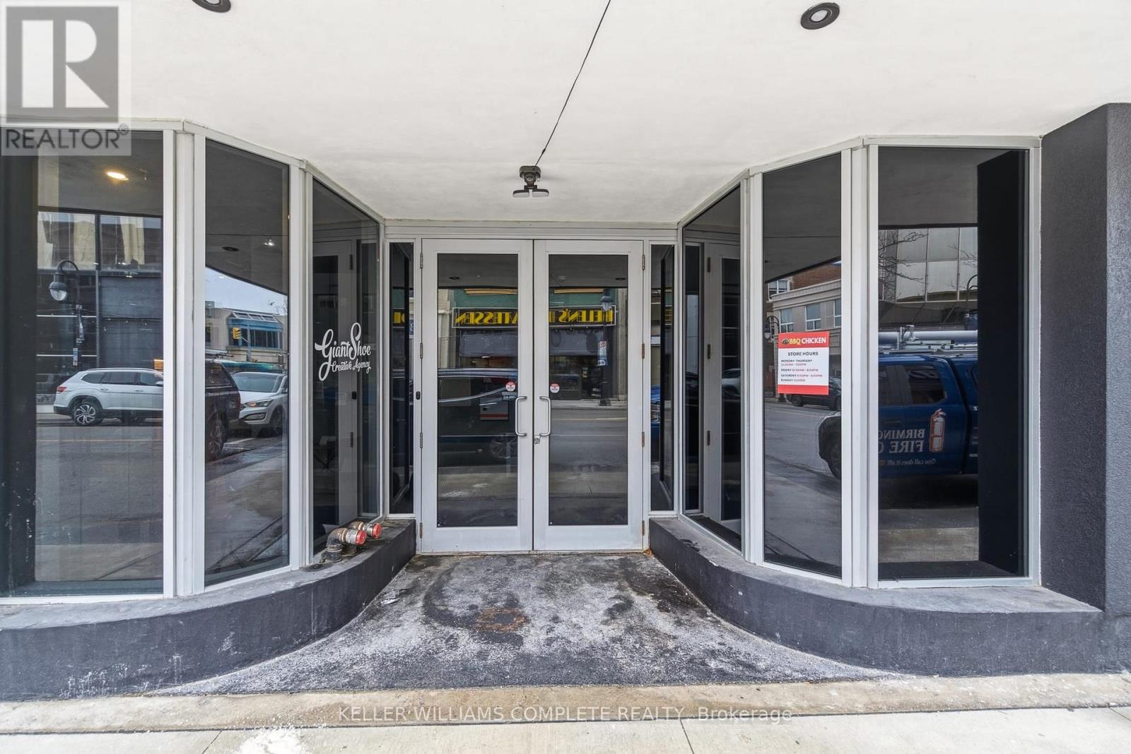 45 JAMES STREET, St. Catharines (Downtown) — photo 3