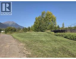 3680 Simcoe Avenue, Smithers, BC V0J2N2 Photo 20