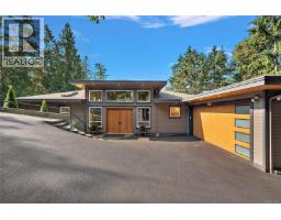 1205 Hillgrove Rd, North Saanich, BC V8L5K7 Photo 23